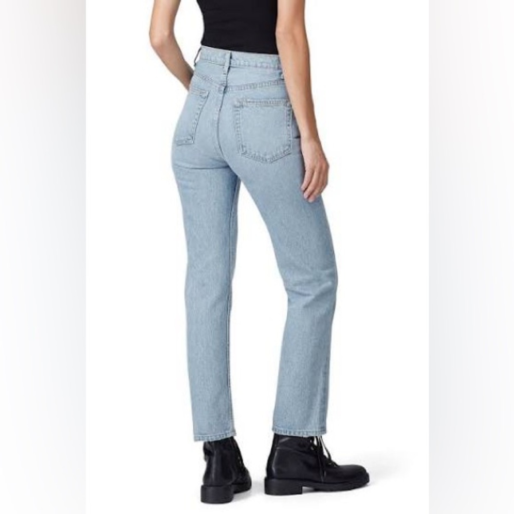 REFORMATION Cynthia High Rise straight jeans - TAHOE wash // size 27